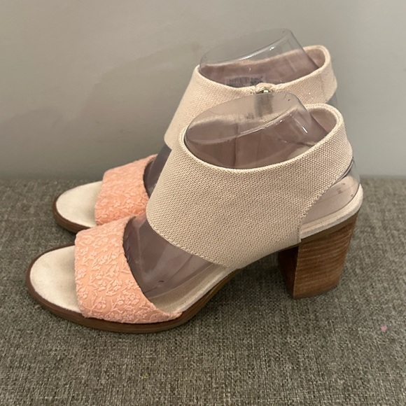 Tom’s women’s Light Pink Slingback Heeled Sandals Size 9 - Picture 3 of 8